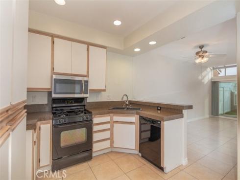 28372  Boulder  , Lake Forest, CA