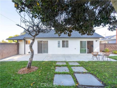 23862  Palmek  , Lake Forest, CA