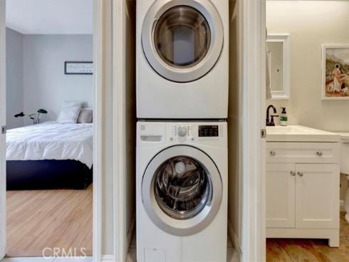 28871  Canyon Point  , Lake Forest, CA