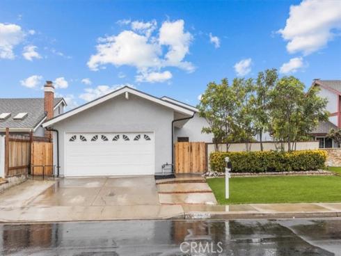 24282  Ursula  , Lake Forest, CA