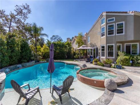 2  Alamitos  , Lake Forest, CA