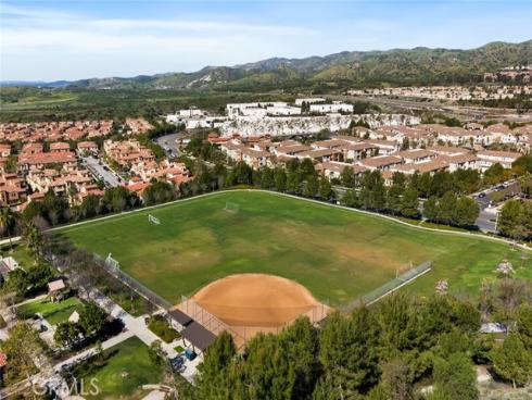 47  Finch  , Lake Forest, CA