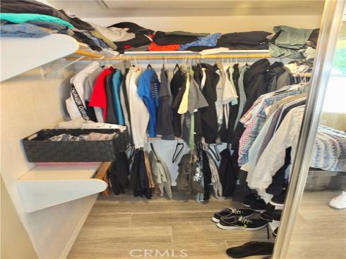 19431  Rue De Valore  19B , Lake Forest, CA