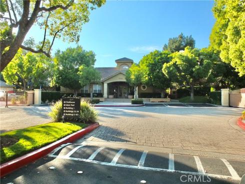 19431  Rue De Valore  19B , Lake Forest, CA
