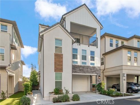 131  Reyes Alley  , Lake Forest, CA