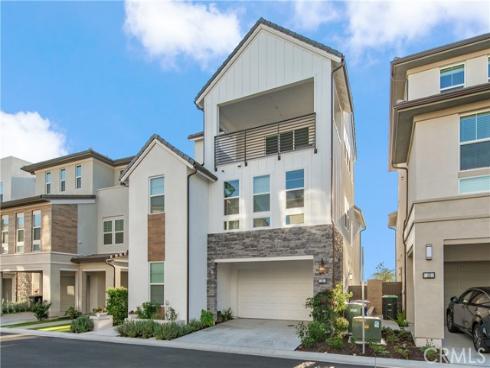 131  Reyes Alley  , Lake Forest, CA