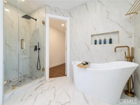 22733  Islamare  , Lake Forest, CA