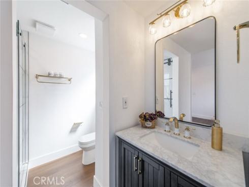 22733  Islamare  , Lake Forest, CA