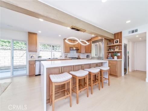 22733  Islamare  , Lake Forest, CA