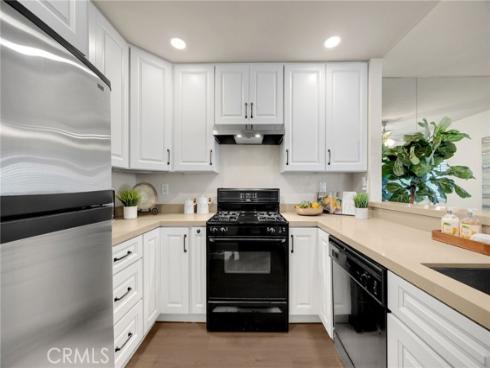 25652  Rimgate  6H , Lake Forest, CA