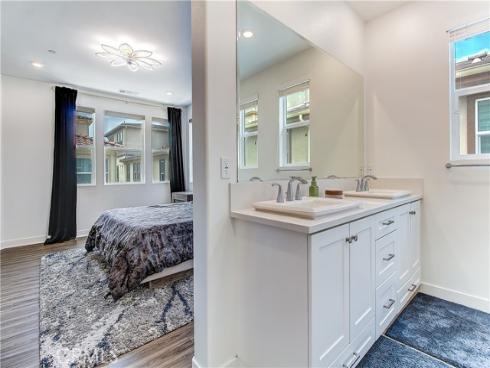 261  Siena  , Lake Forest, CA