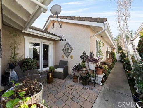 24222  Ontario  , Lake Forest, CA