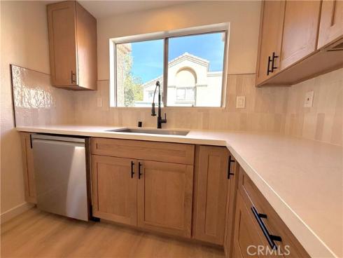 21125  Gladiolos  , Lake Forest, CA