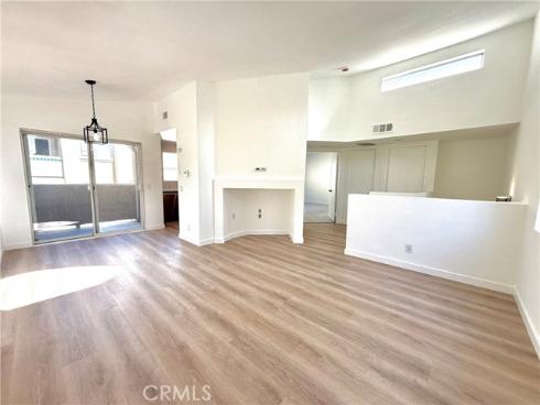 21125  Gladiolos  , Lake Forest, CA