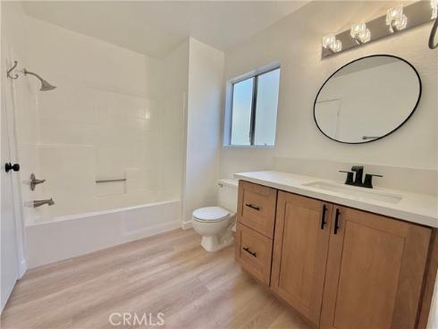 21125  Gladiolos  , Lake Forest, CA