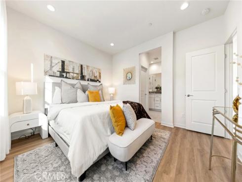 200  Winterbrook  , Lake Forest, CA