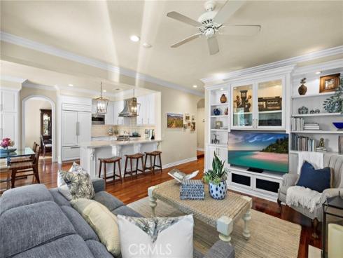 64  Calle Cabrillo  , Lake Forest, CA