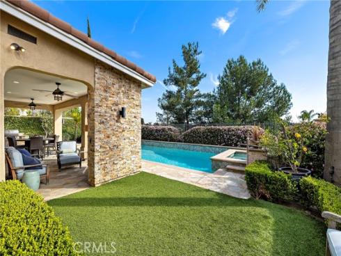 64  Calle Cabrillo  , Lake Forest, CA