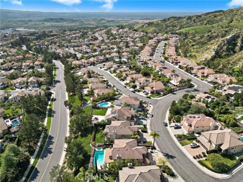 64  Calle Cabrillo  , Lake Forest, CA