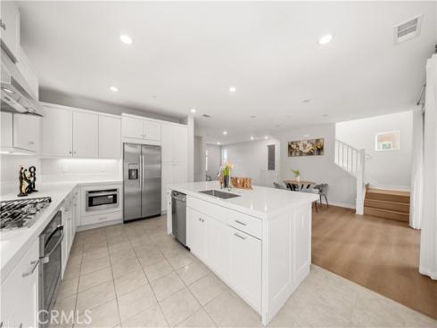 602  Catalonia  , Lake Forest, CA