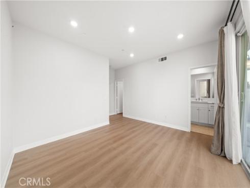 602  Catalonia  , Lake Forest, CA