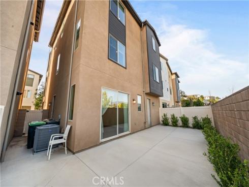 602  Catalonia  , Lake Forest, CA