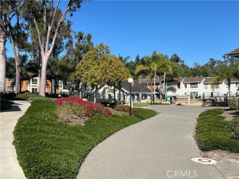 25885  Trabuco  56  Road, Lake Forest, CA