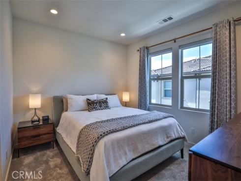 608  White Oaks  , Lake Forest, CA