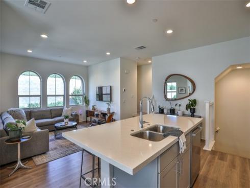 608  White Oaks  , Lake Forest, CA