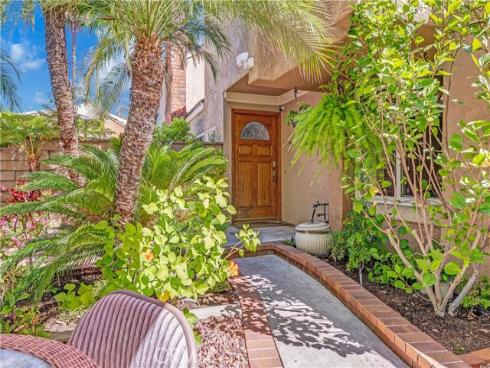 22482  Lake Forest Ln  , Lake Forest, CA