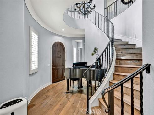 32  Lark  , Lake Forest, CA