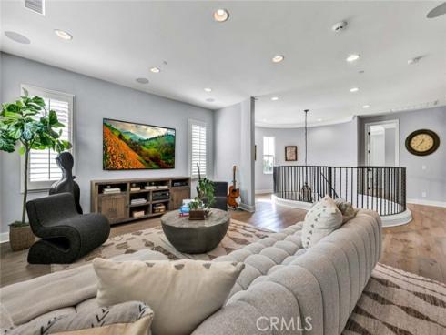 32  Lark  , Lake Forest, CA