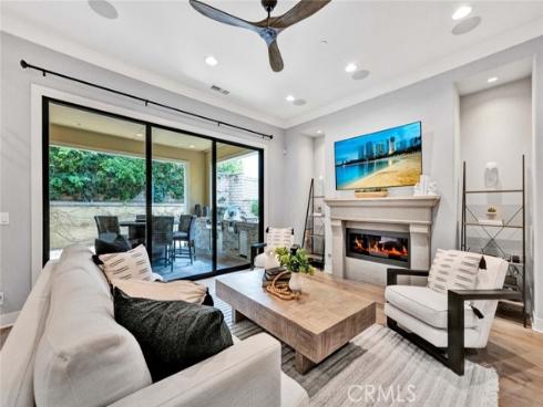 32  Lark  , Lake Forest, CA