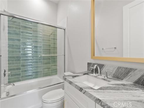 200  Newton  , Lake Forest, CA