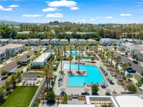 200  Newton  , Lake Forest, CA