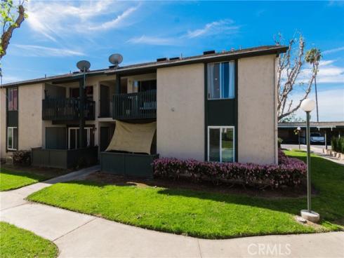 23278  Orange  8 , Lake Forest, CA