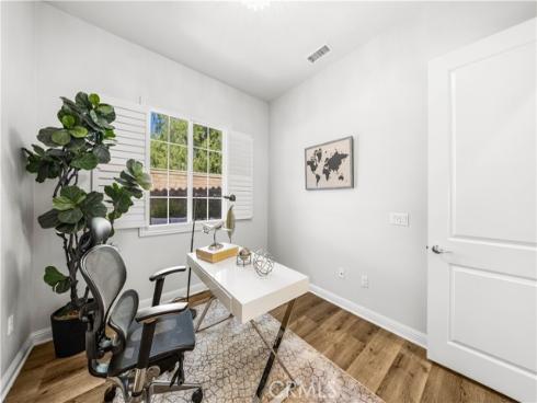 25  Umbria  , Lake Forest, CA