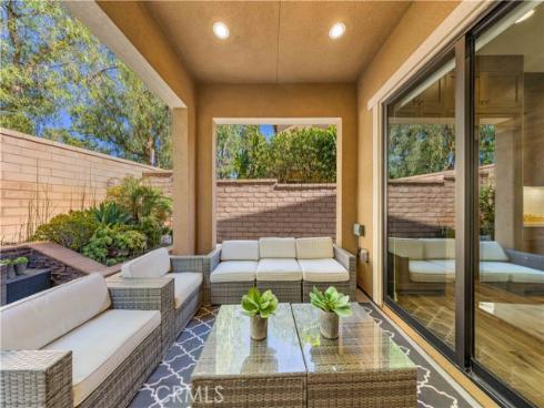 25  Umbria  , Lake Forest, CA