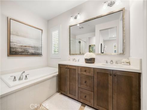 25  Umbria  , Lake Forest, CA