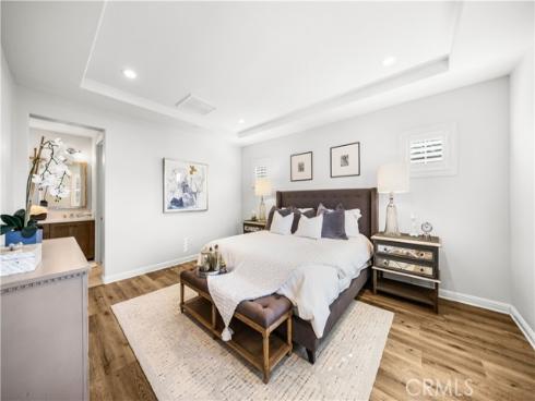 25  Umbria  , Lake Forest, CA