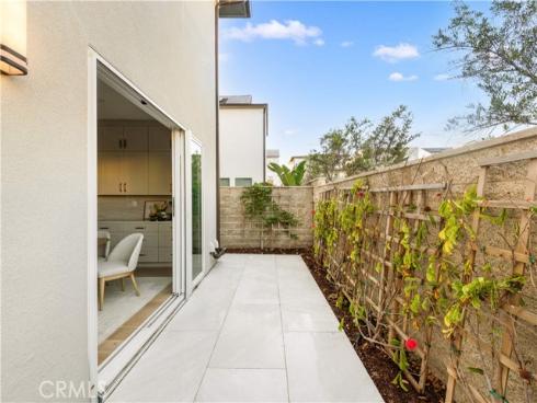 250  Newton  , Lake Forest, CA