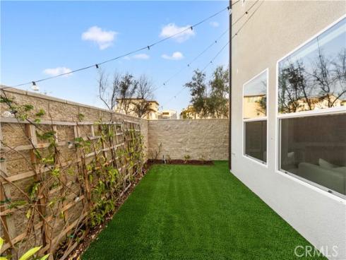 250  Newton  , Lake Forest, CA