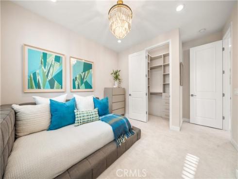 250  Newton  , Lake Forest, CA