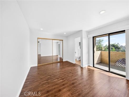 25261  Tanoak  , Lake Forest, CA