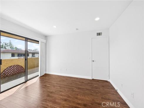 25261  Tanoak  , Lake Forest, CA