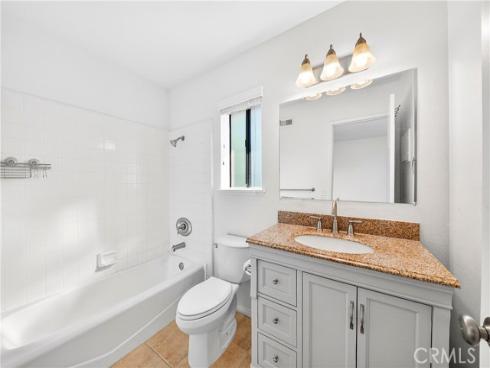 25261  Tanoak  , Lake Forest, CA