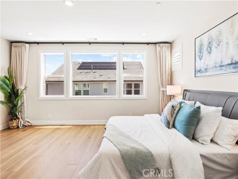 200  Longden  , Lake Forest, CA