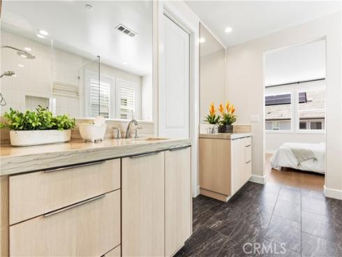 200  Longden  , Lake Forest, CA