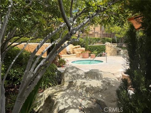 19431  Rue De Valore  14A , Lake Forest, CA