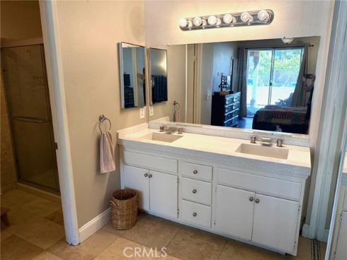 19431  Rue De Valore  14A , Lake Forest, CA